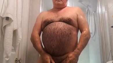 Beary Christmas Handjob