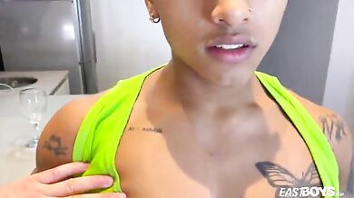 Slim tattooed boy gets a handjob to his big dick