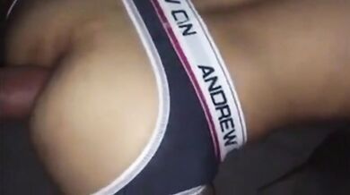 Amateur Asian Bareback with a Thick Cock Bear