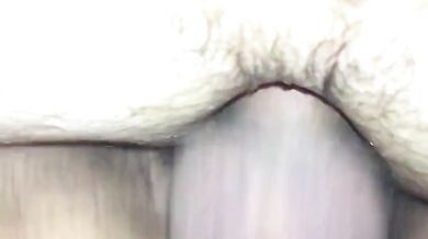 Bareback Amateur Takes on a Big Cock