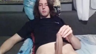 Hunk Surfer's Solo Webcam Show